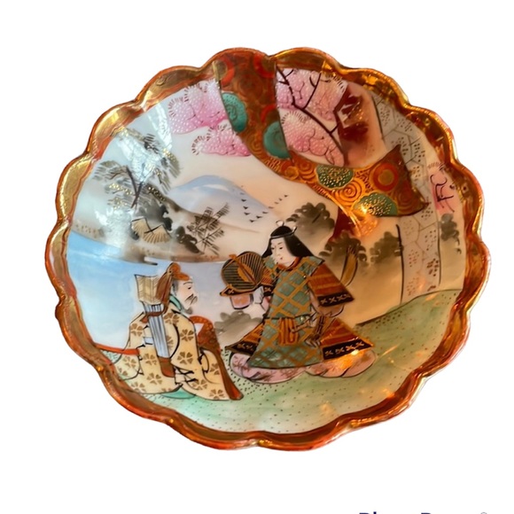 Beautiful made in Japan trinket dish/bowl. - Picture 4 of 4